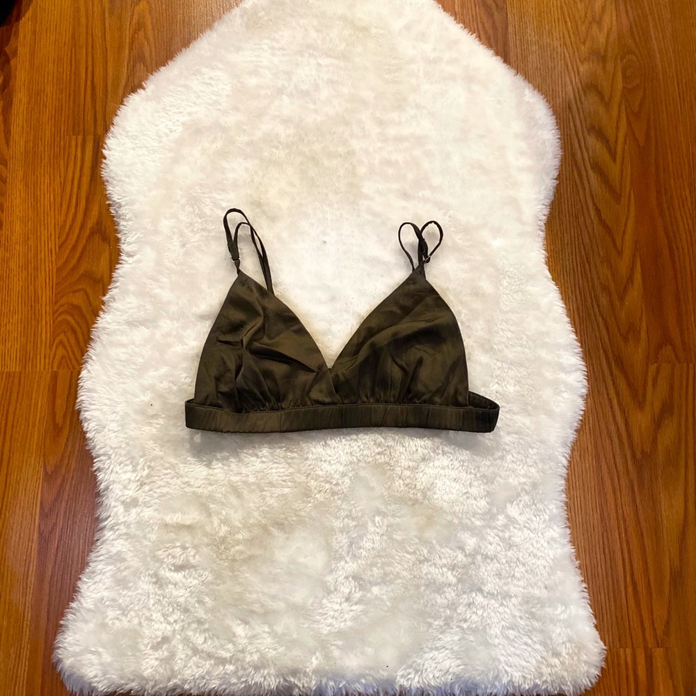 Silky Bra/top color:olive green (never worn)